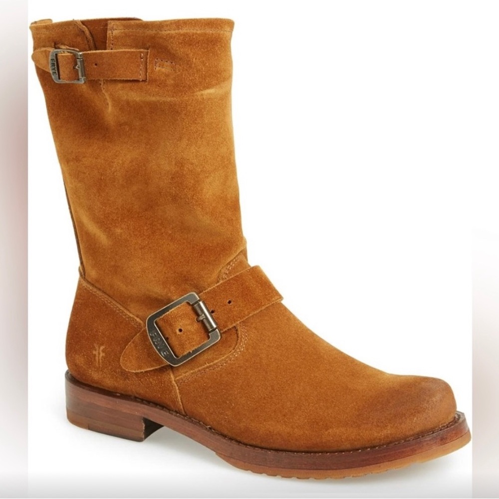 Frye Veronica short boot, suede, cognac